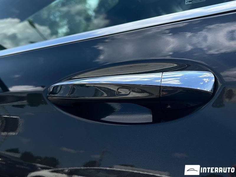 2021 Mercedes E 220 — Miniatură 24