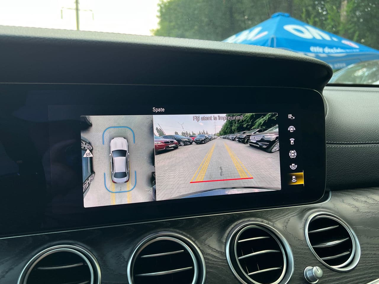 2021 Mercedes E 220 — Miniatură 13