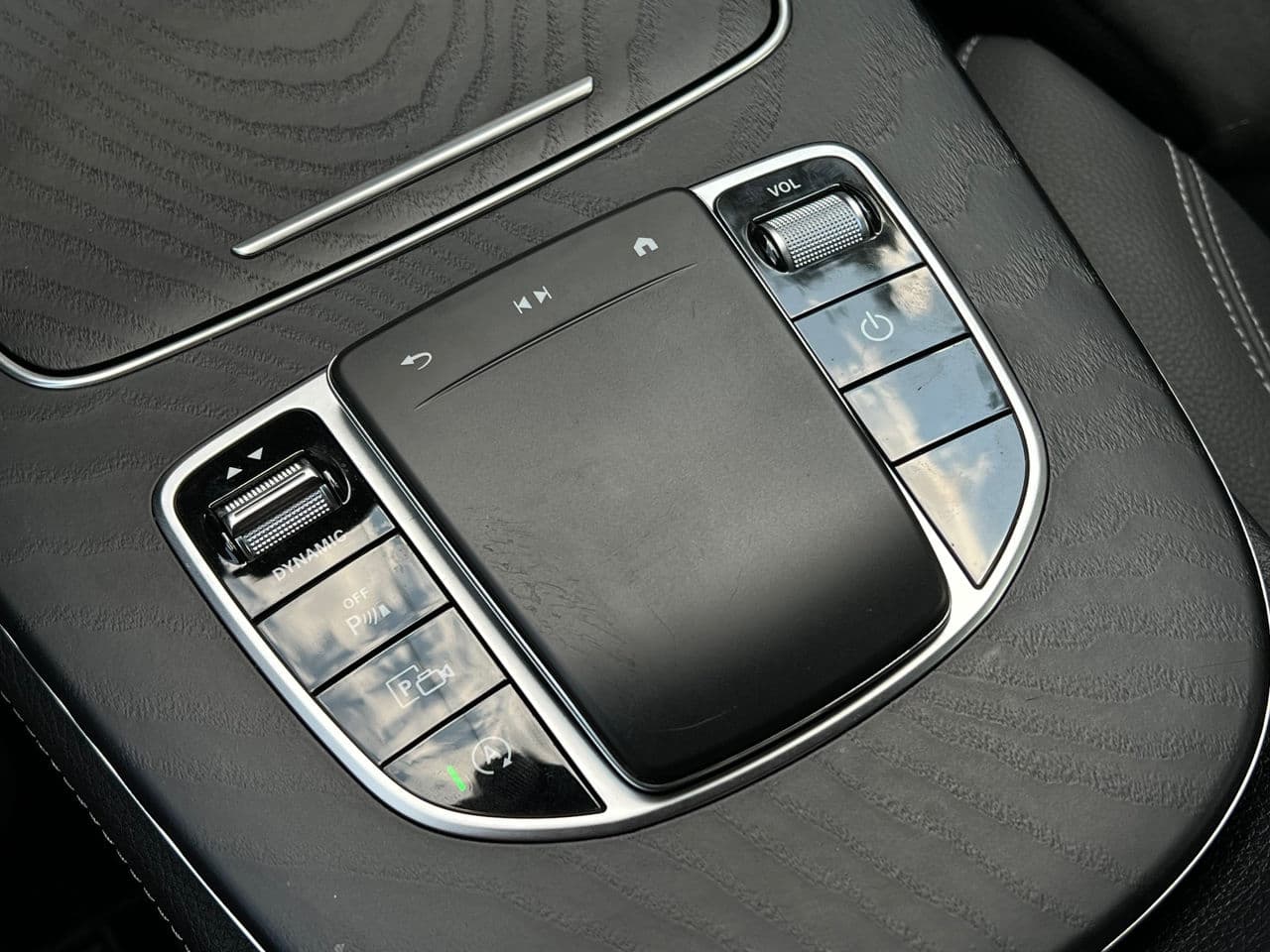 2021 Mercedes E 220 — Miniatură 17