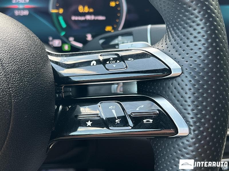 2021 Mercedes E 220 — Miniatură 11