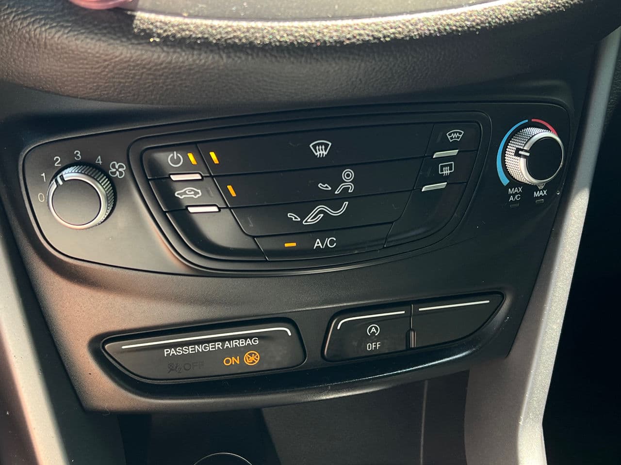 2015 Ford B-MAX — Miniatură 13