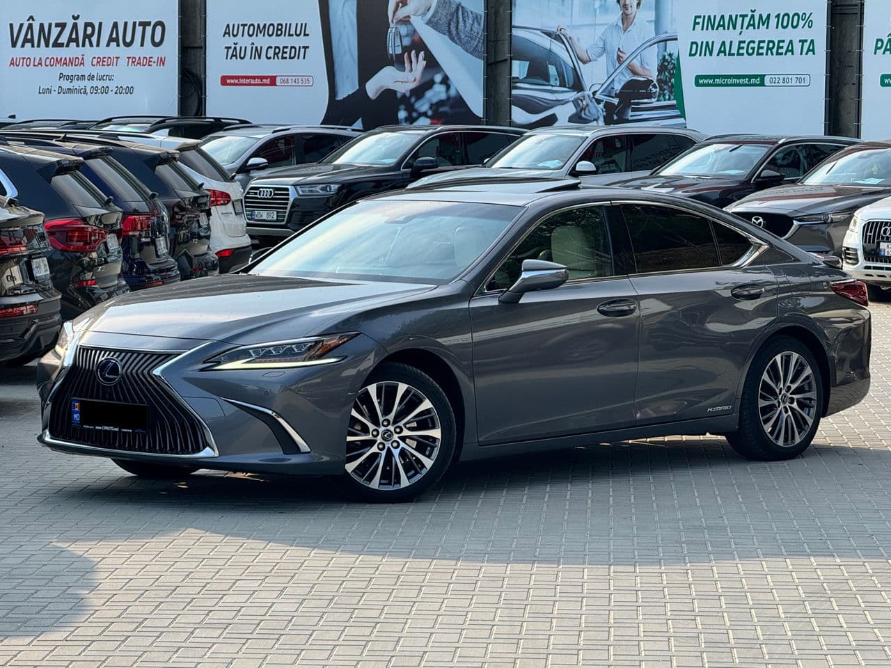 Lexus ES 300h 2019 — Миниатюра 2
