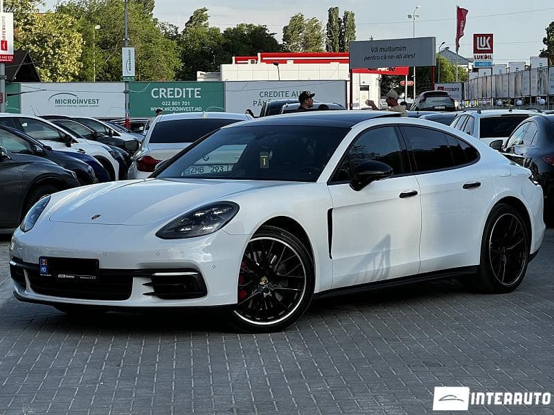 2017 Porsche Panamera 4 — Miniatură 3