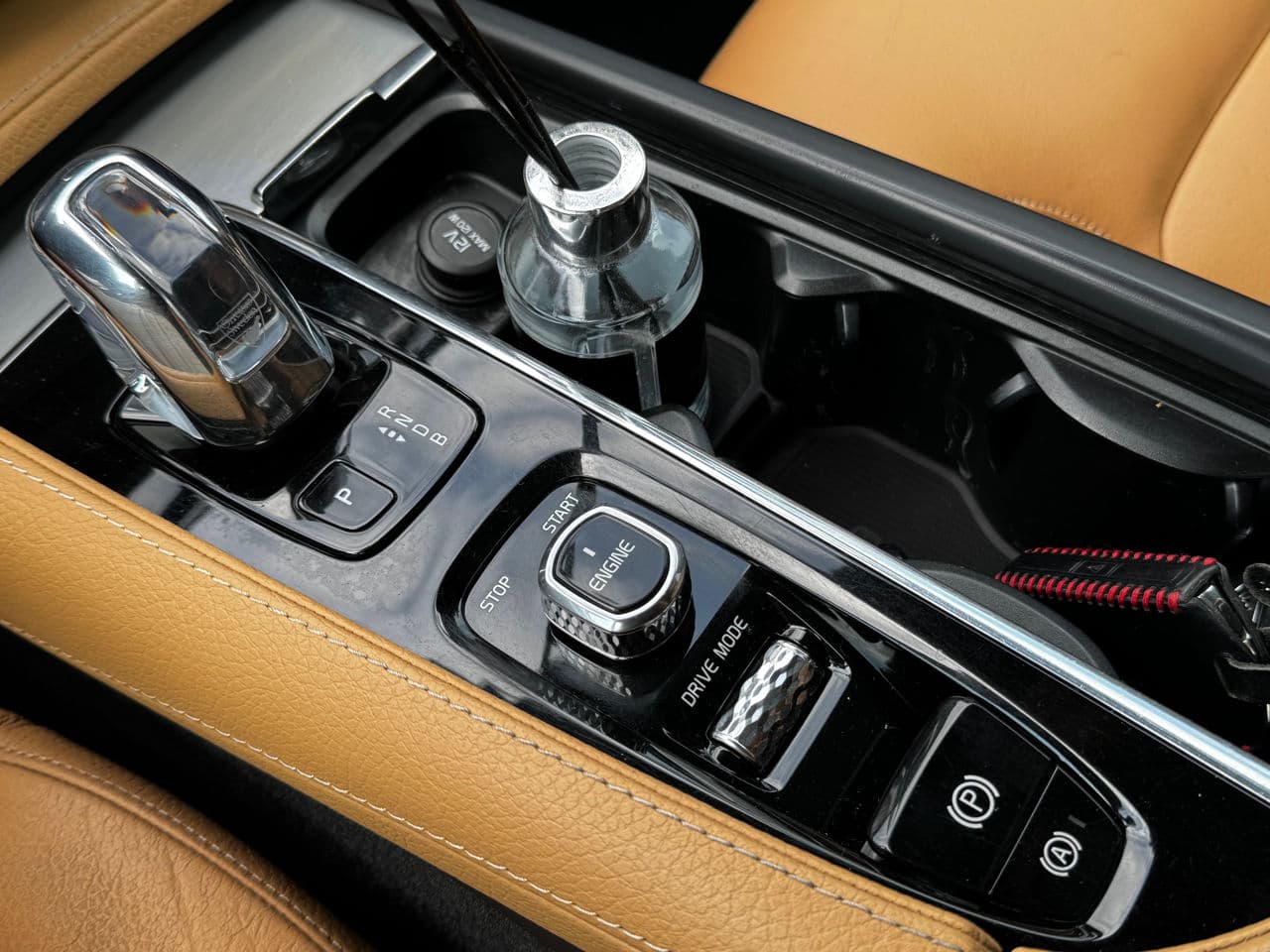 Volvo XC 90 2016 — Миниатюра 11