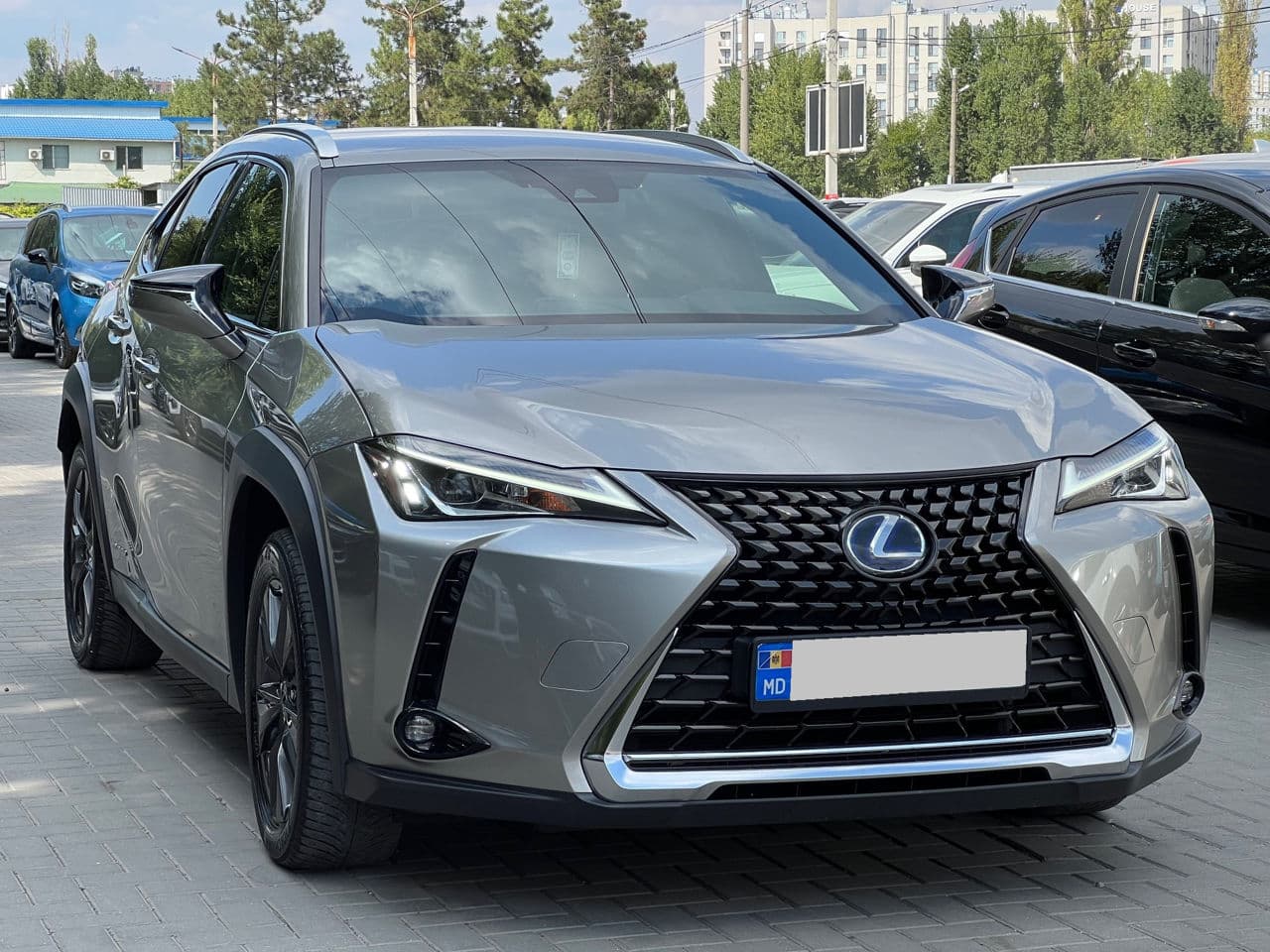 2021 Lexus UX 250h — Miniatură 3