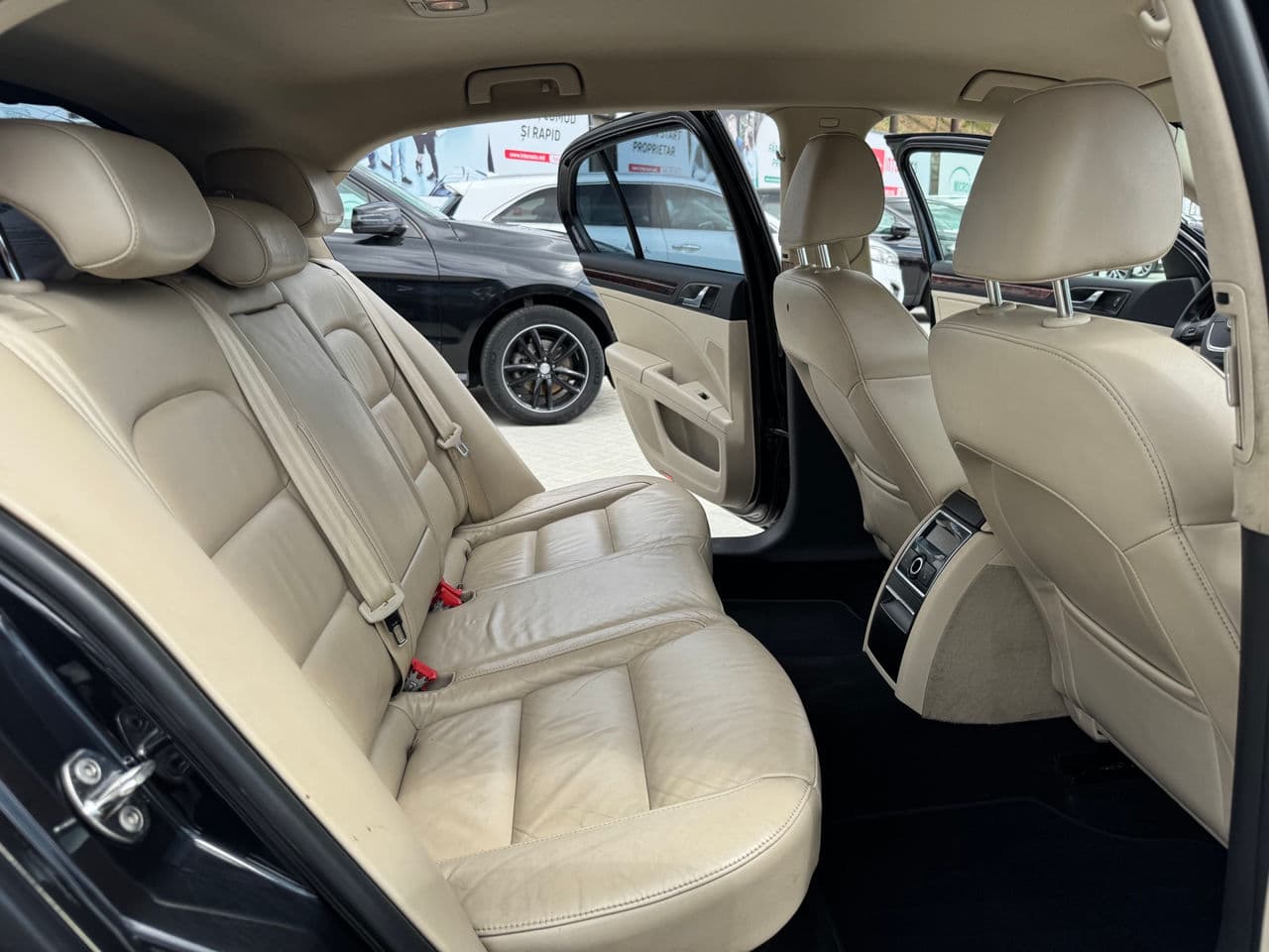 2012 Skoda Superb — Miniatură 14