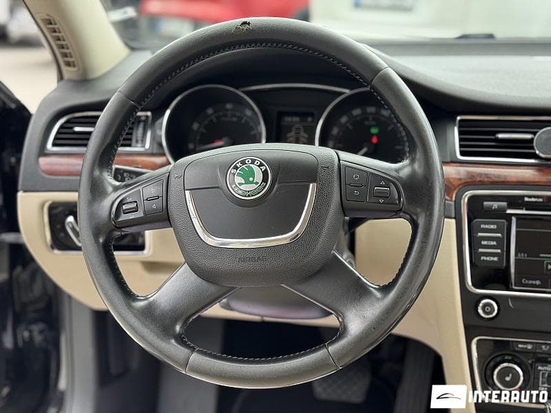 2012 Skoda Superb — Miniatură 7