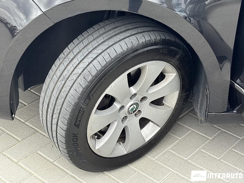 2012 Skoda Superb — Miniatură 16