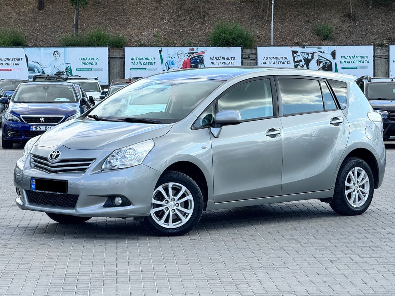 Toyota Verso 2011 — Миниатюра 2