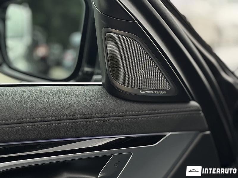 2020 BMW 745e — Miniatură 10