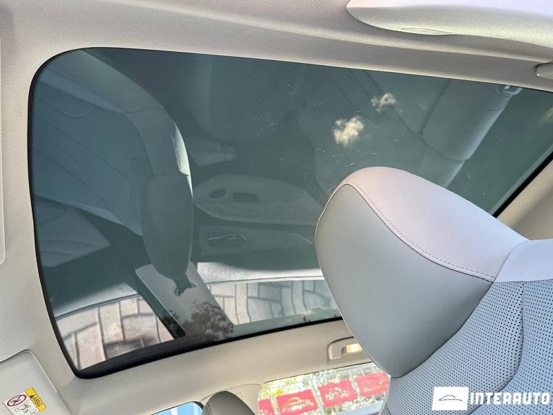 2024 Dongfeng Venucia — Miniatură 18