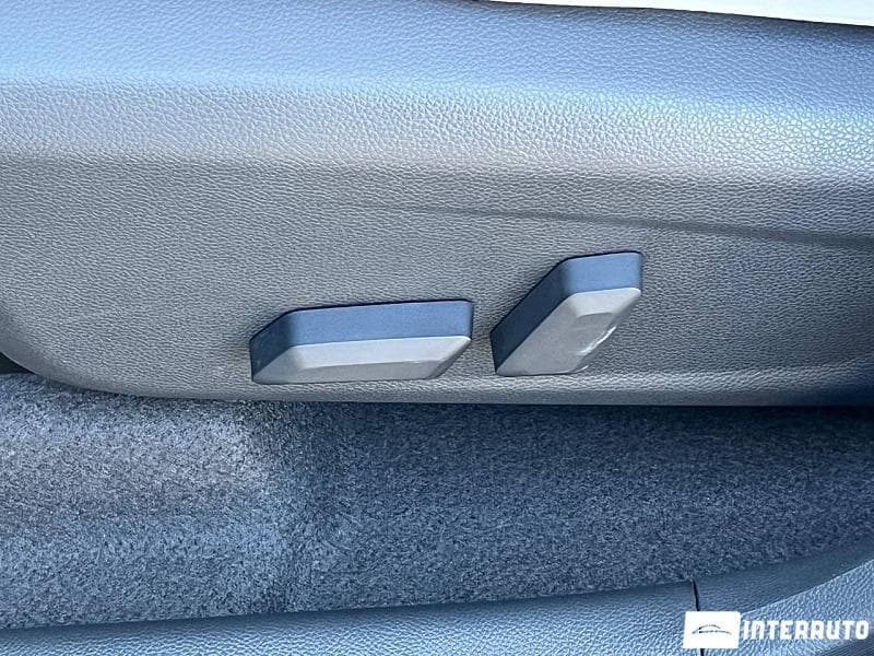 2024 Dongfeng Venucia — Miniatură 15