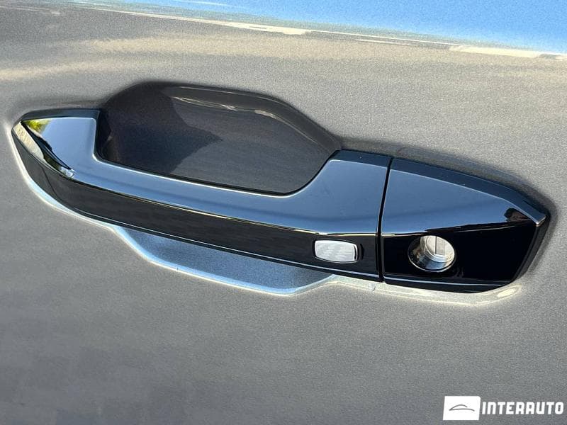 2024 Maxus D90 Max — Miniatură 5