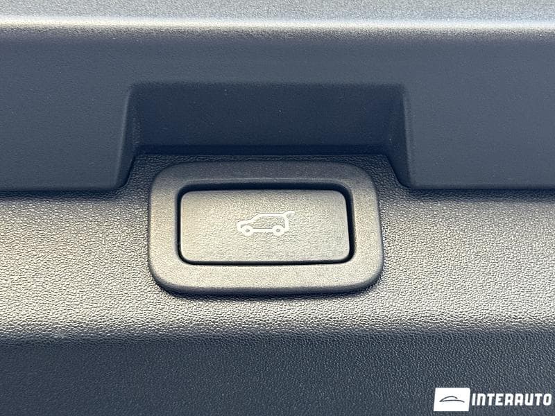 2017 Land Rover Discovery — Miniatură 28