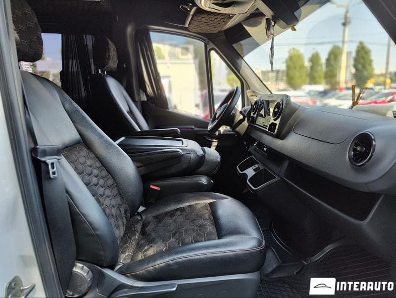 2019 Mercedes Sprinter — Miniatură 8