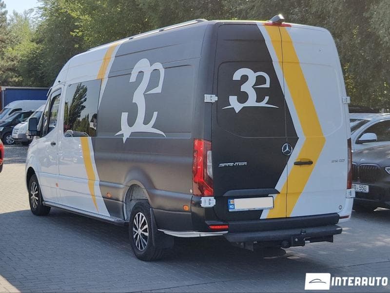 2019 Mercedes Sprinter — Miniatură 2