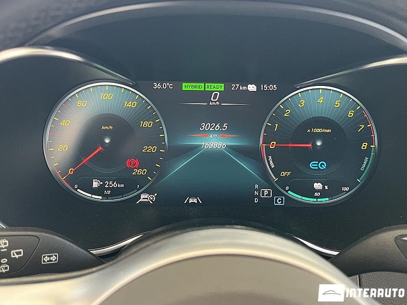 2021 Mercedes C 300e — Miniatură 10