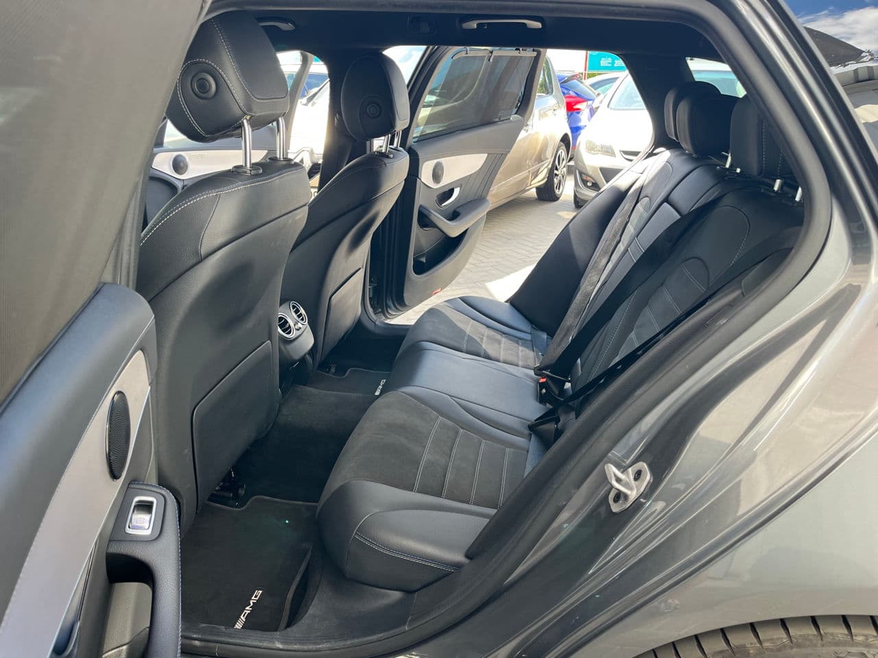 2021 Mercedes C 300e — Miniatură 17