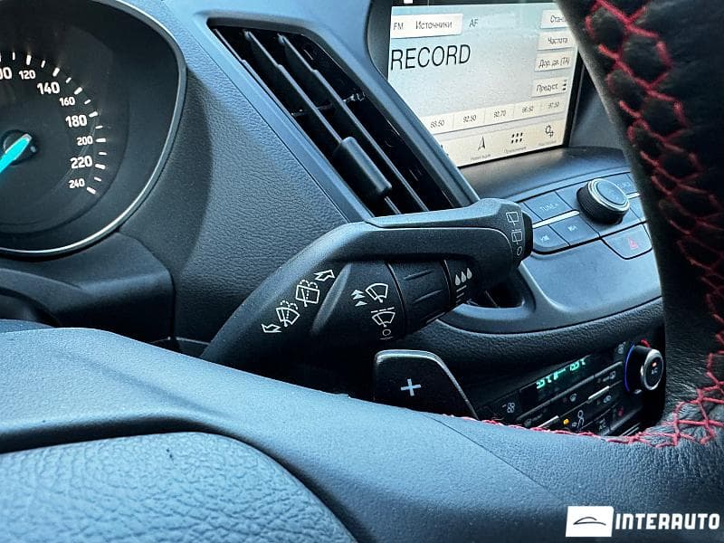 2018 Ford Kuga — Miniatură 21