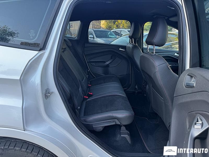 2018 Ford Kuga — Miniatură 13