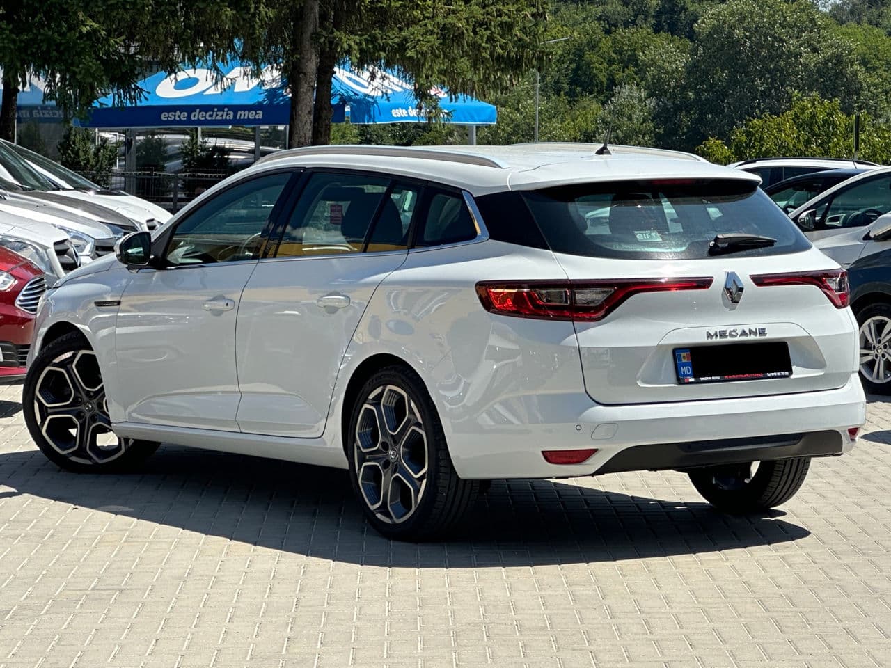2017 Renault Megane — Miniatură 4