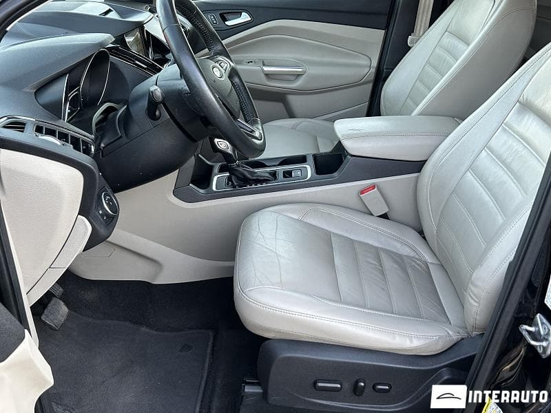 2017 Ford Escape — Miniatură 7