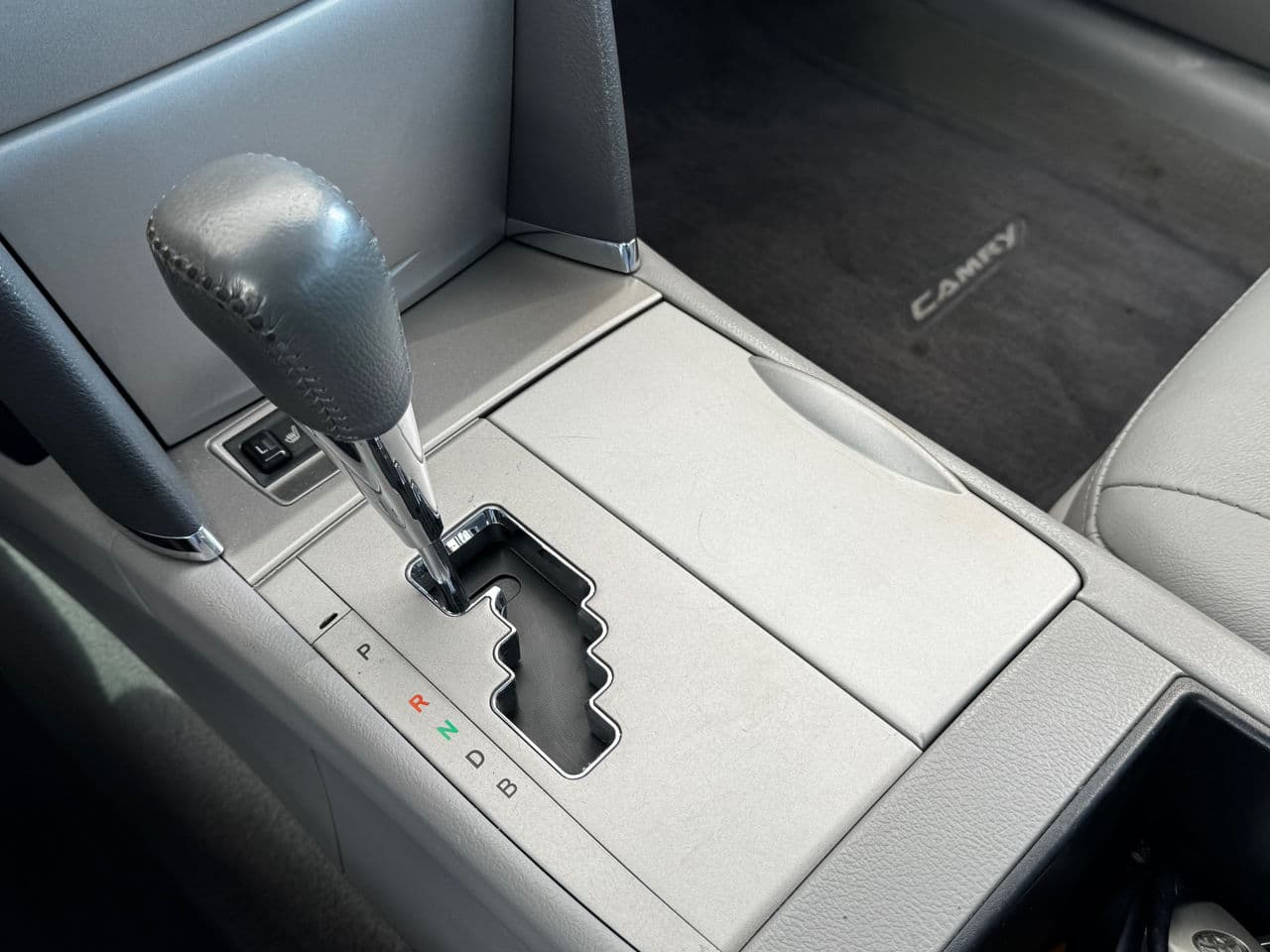 2009 Toyota Camry — Miniatură 12