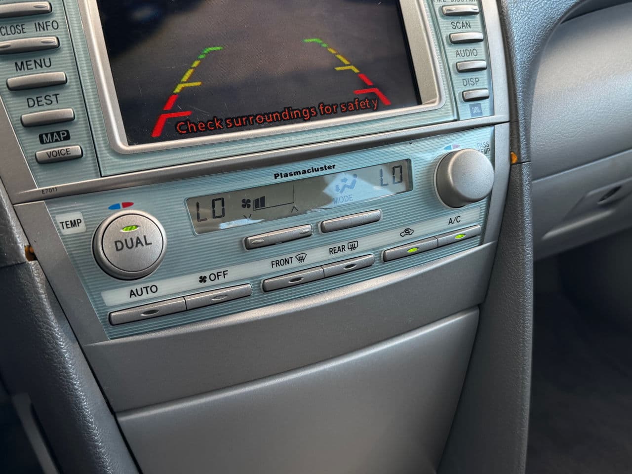 2009 Toyota Camry — Miniatură 10
