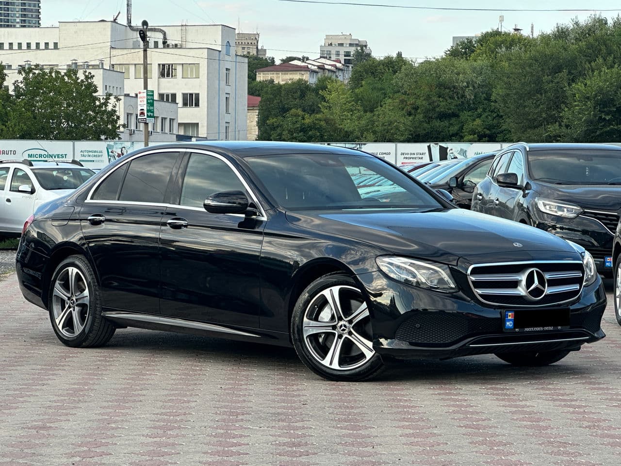 2019 Mercedes E 300 — Miniatură 4