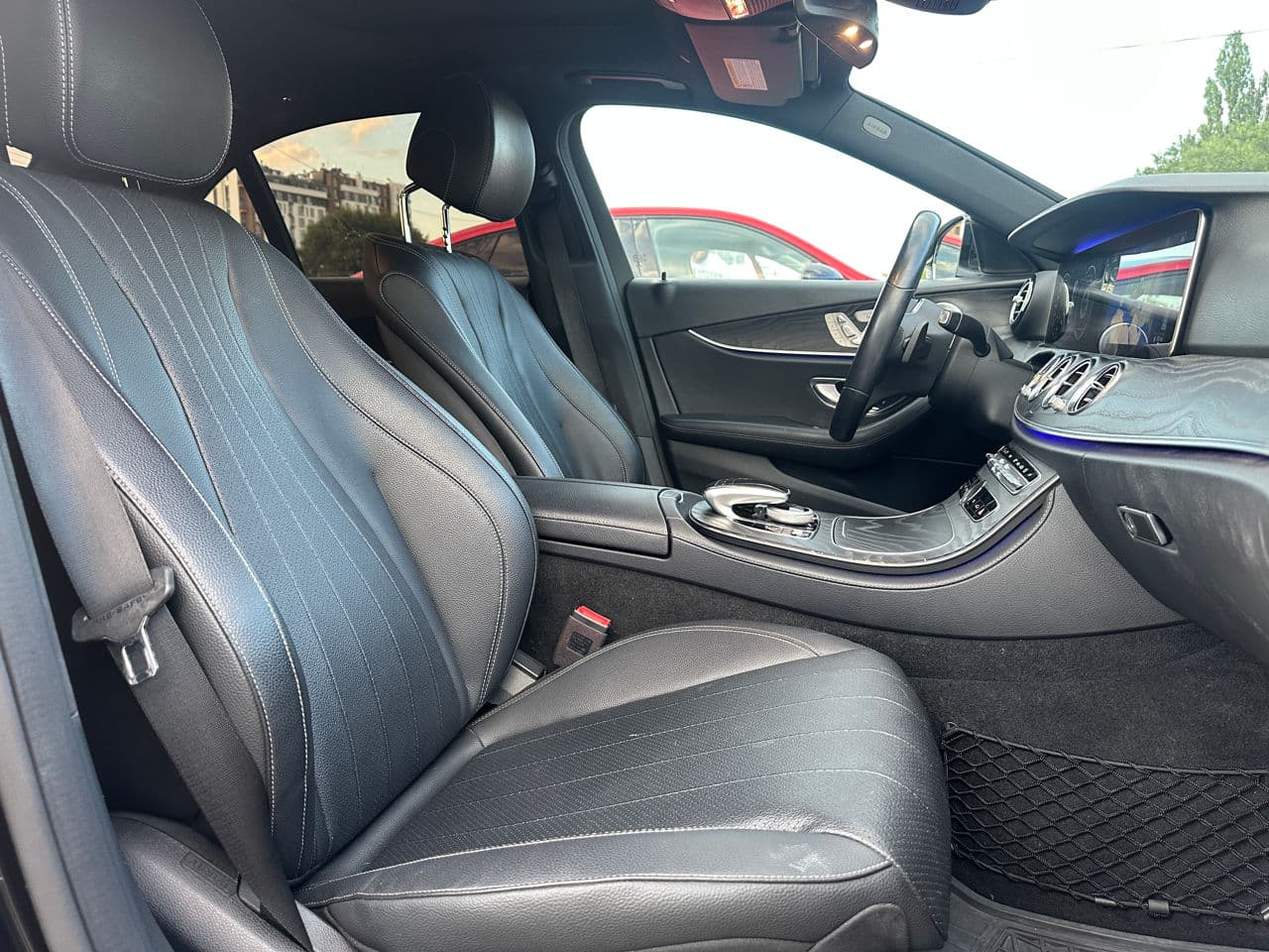2019 Mercedes E 300 — Miniatură 16