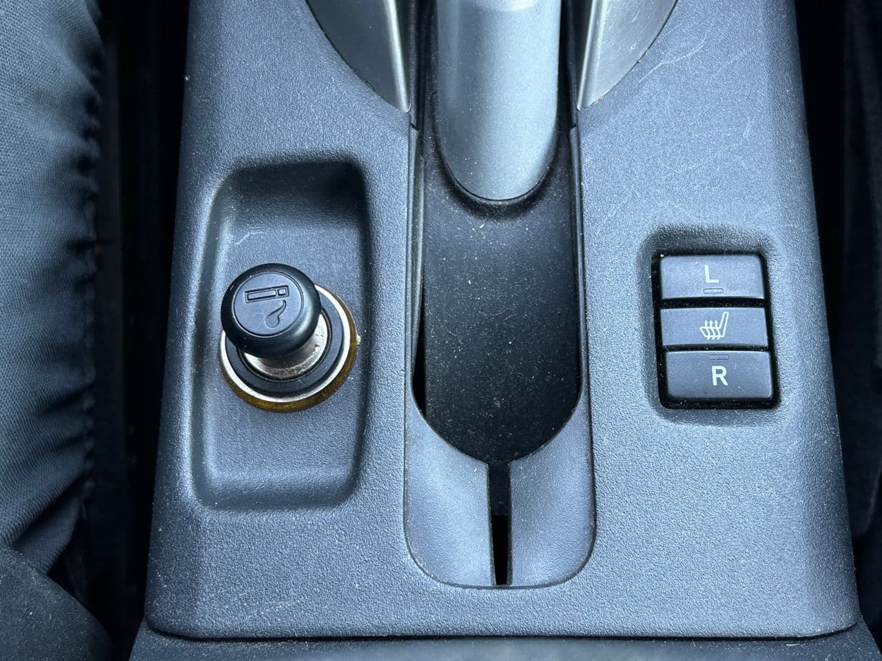 2011 Toyota Auris — Miniatură 13