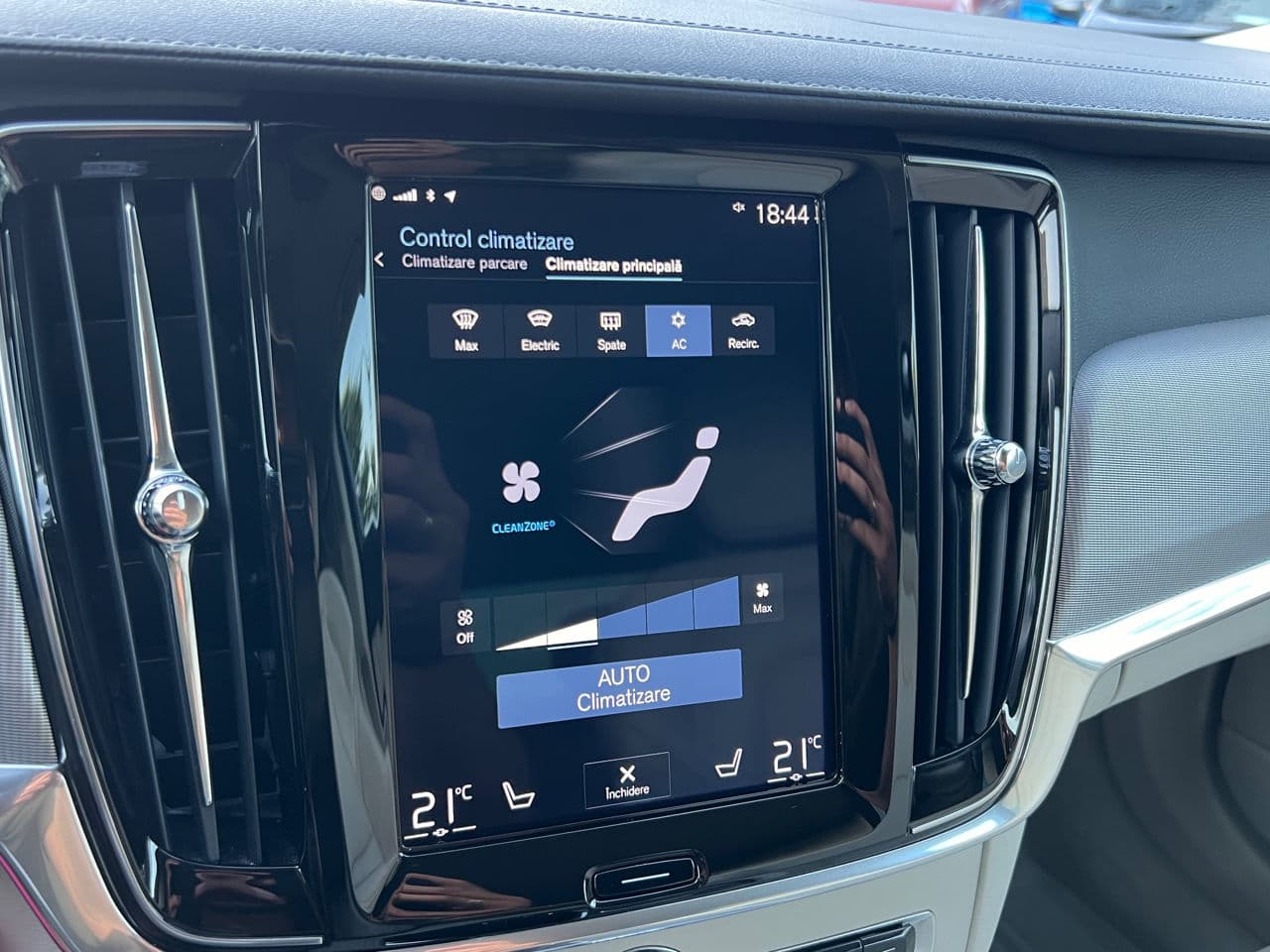 Volvo S 90 2019 — Миниатюра 10