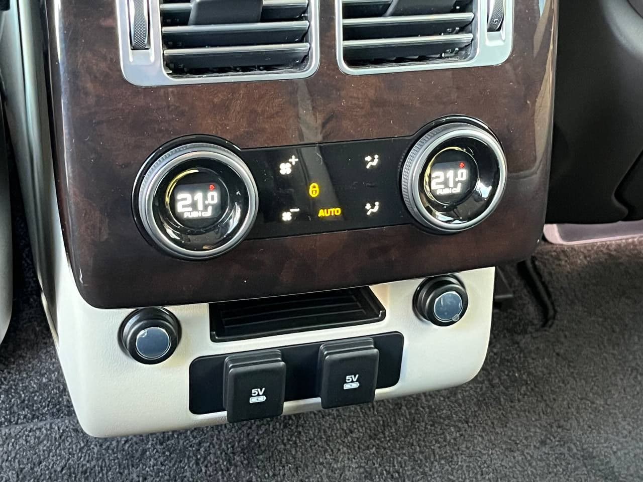 2018 Land Rover Range Rover Vogue — Miniatură 17