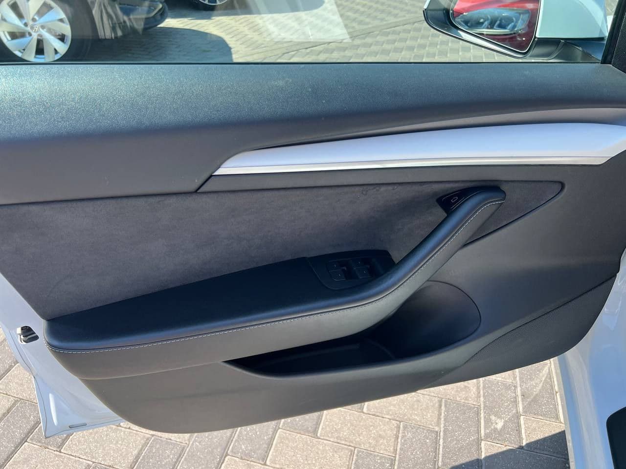 2021 Tesla Model 3 — Miniatură 5