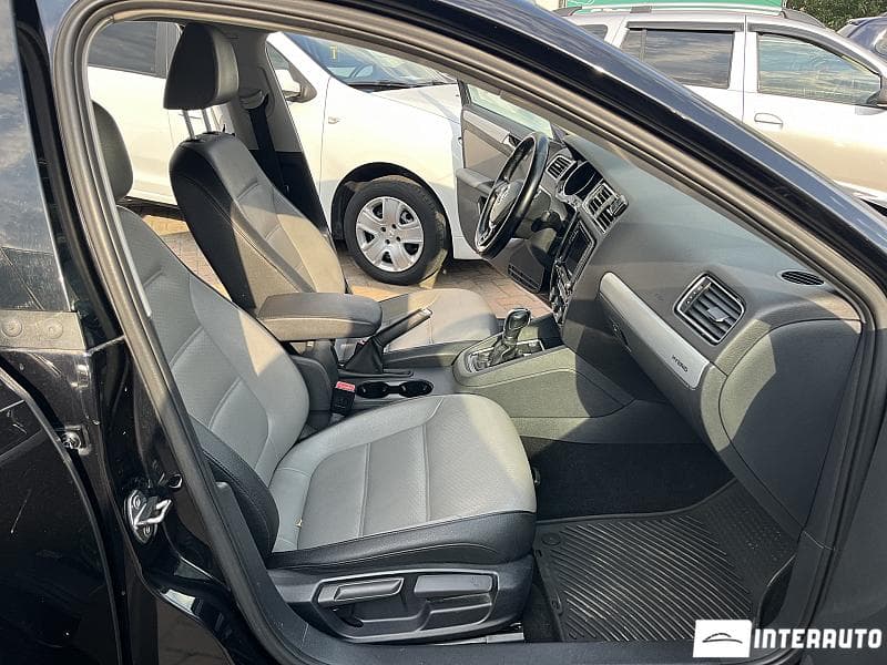 2016 Volkswagen Jetta — Miniatură 21