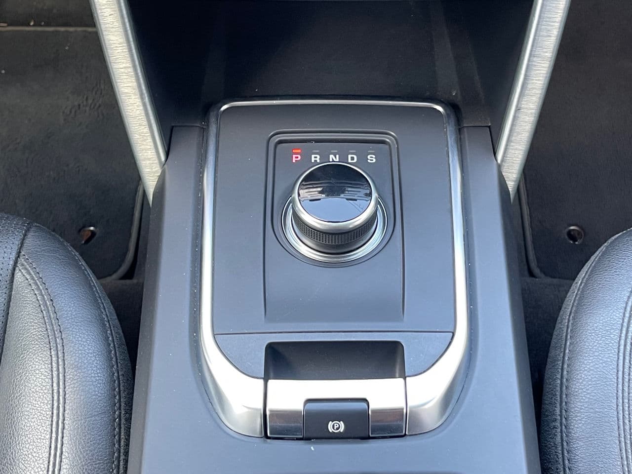 2018 Land Rover Discovery Sport — Miniatură 12