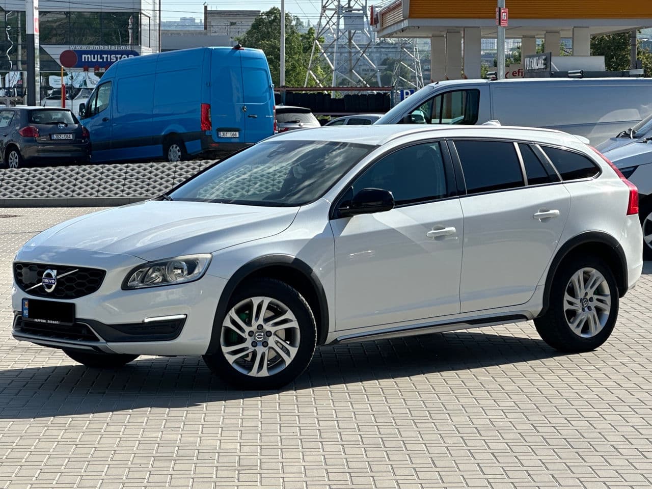 Volvo V 60 2015 — Миниатюра 2