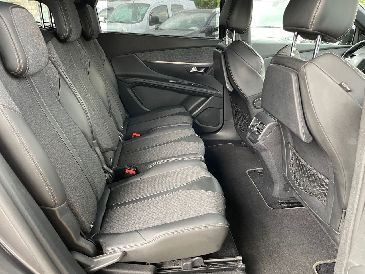 2018 Peugeot 5008 — Miniatură 18