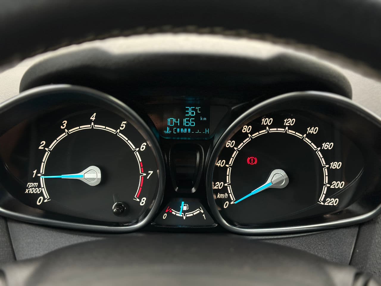 2015 Ford Fiesta — Miniatură 10