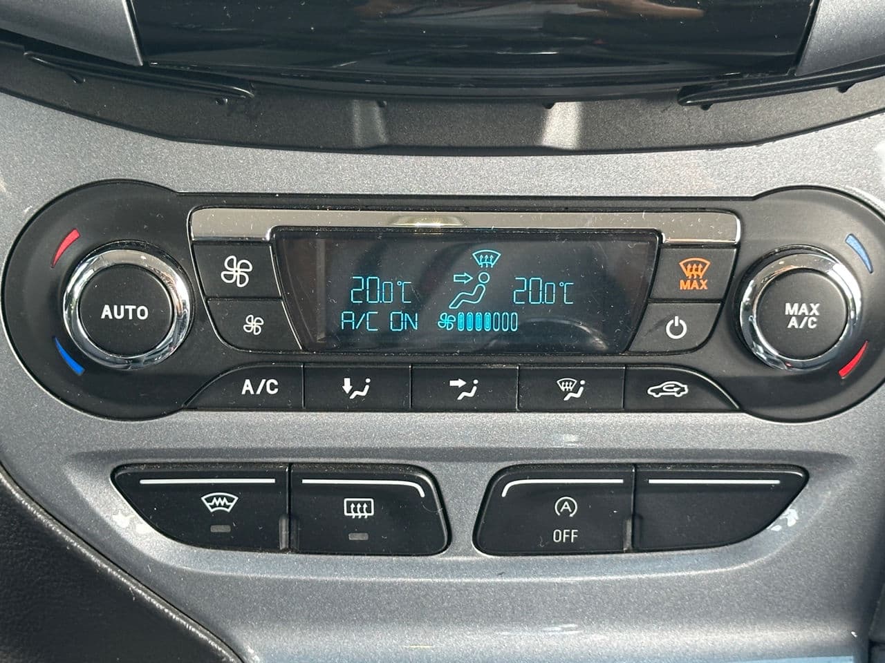 Ford Focus 2011 — Миниатюра 11