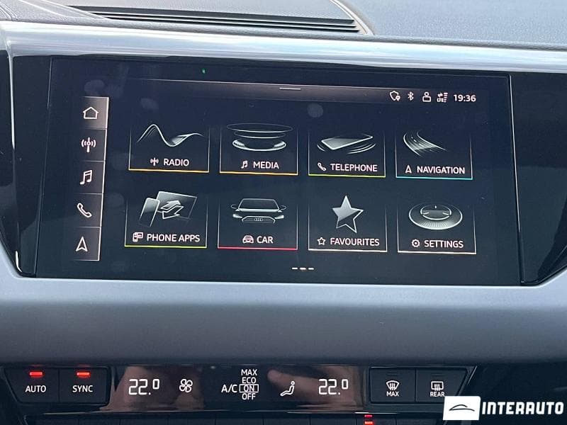 2022 Audi E-tron GT — Miniatură 13