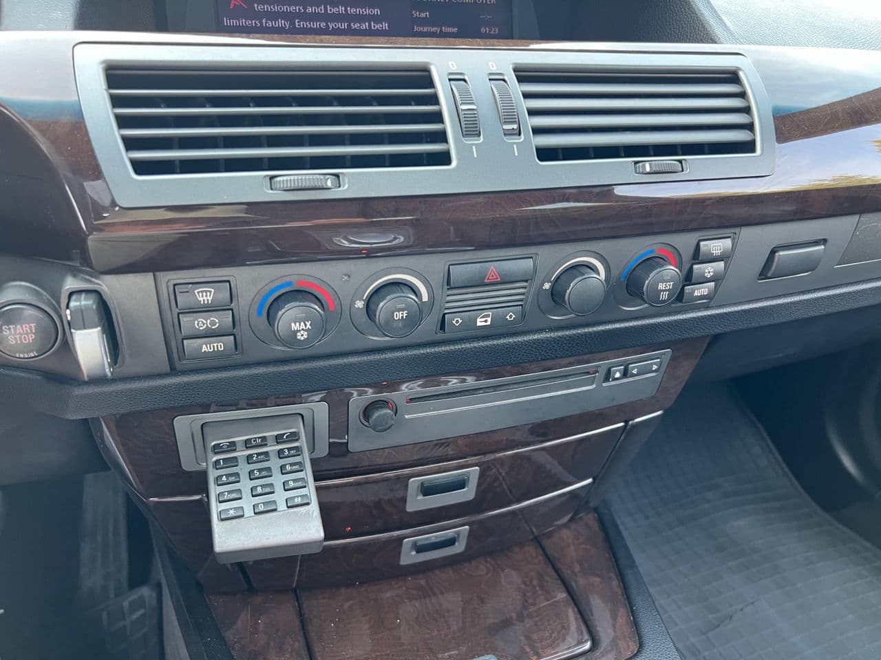 2004 BMW 730 — Miniatură 10