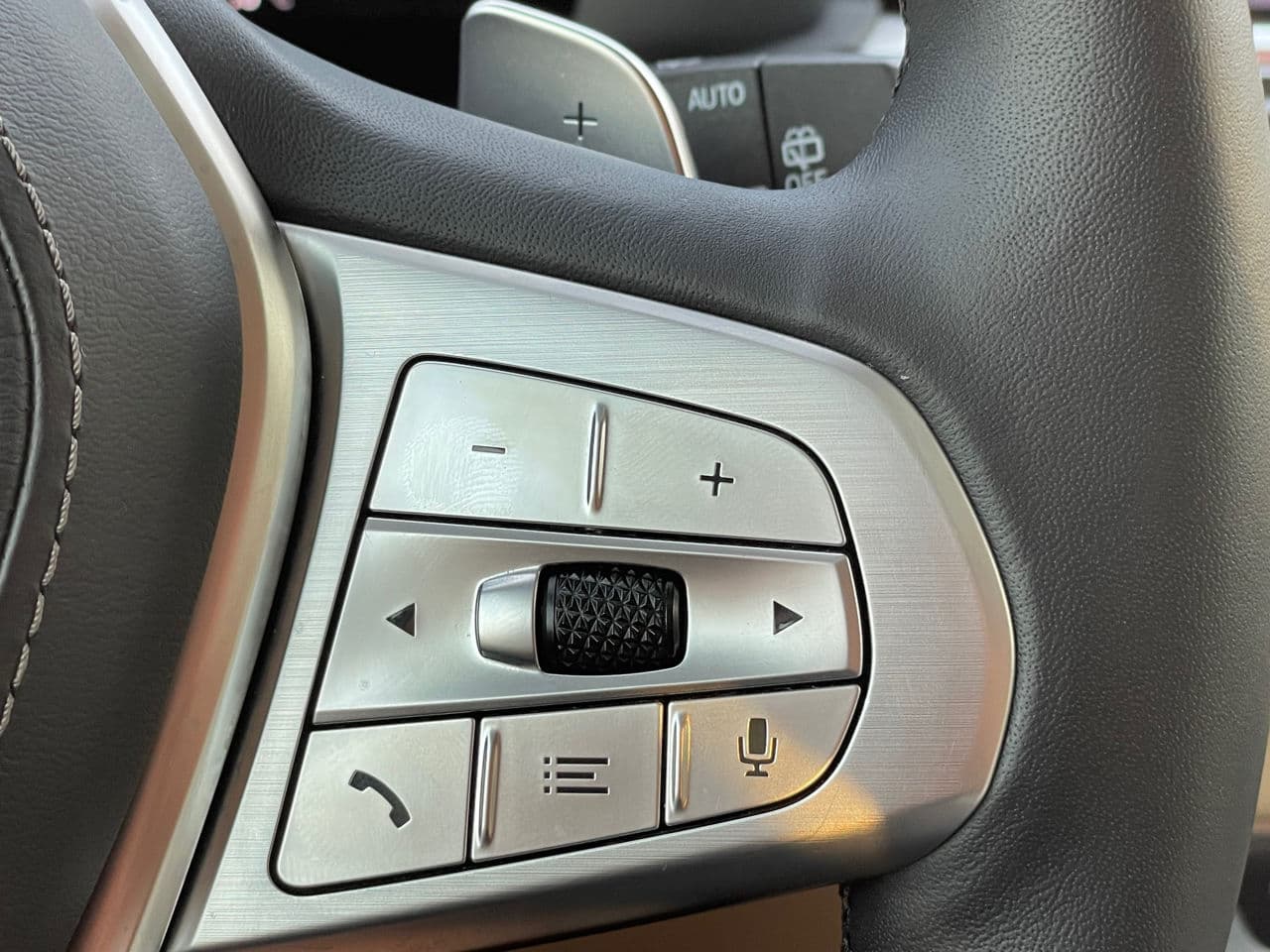 BMW X7 4.0i 2019 — Миниатюра 11