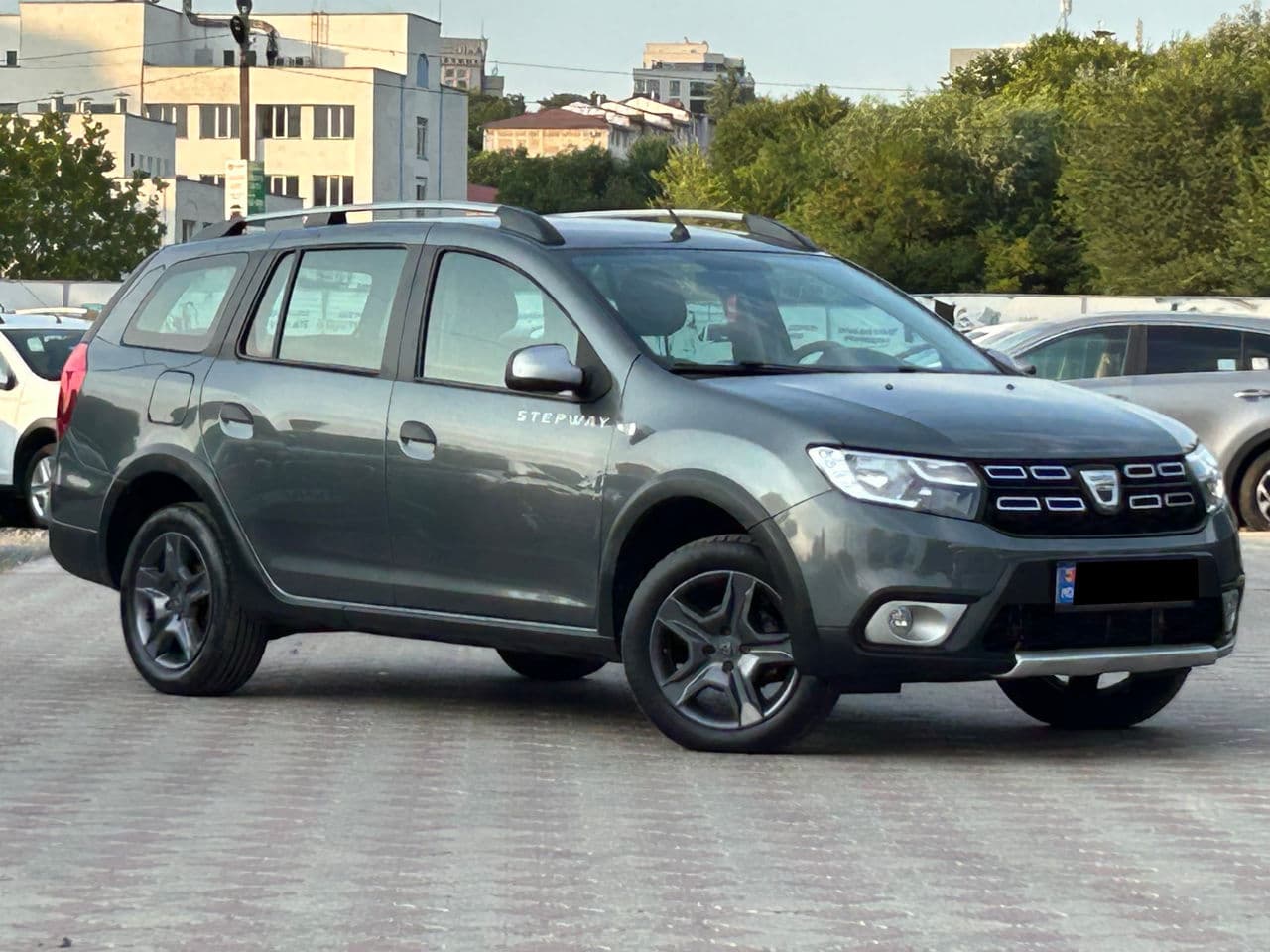 Dacia Logan MCV Stepway 2018 — Миниатюра 4