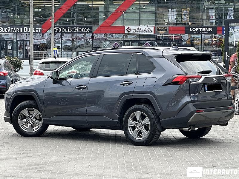 2022 Toyota Rav-4 — Miniatură 4