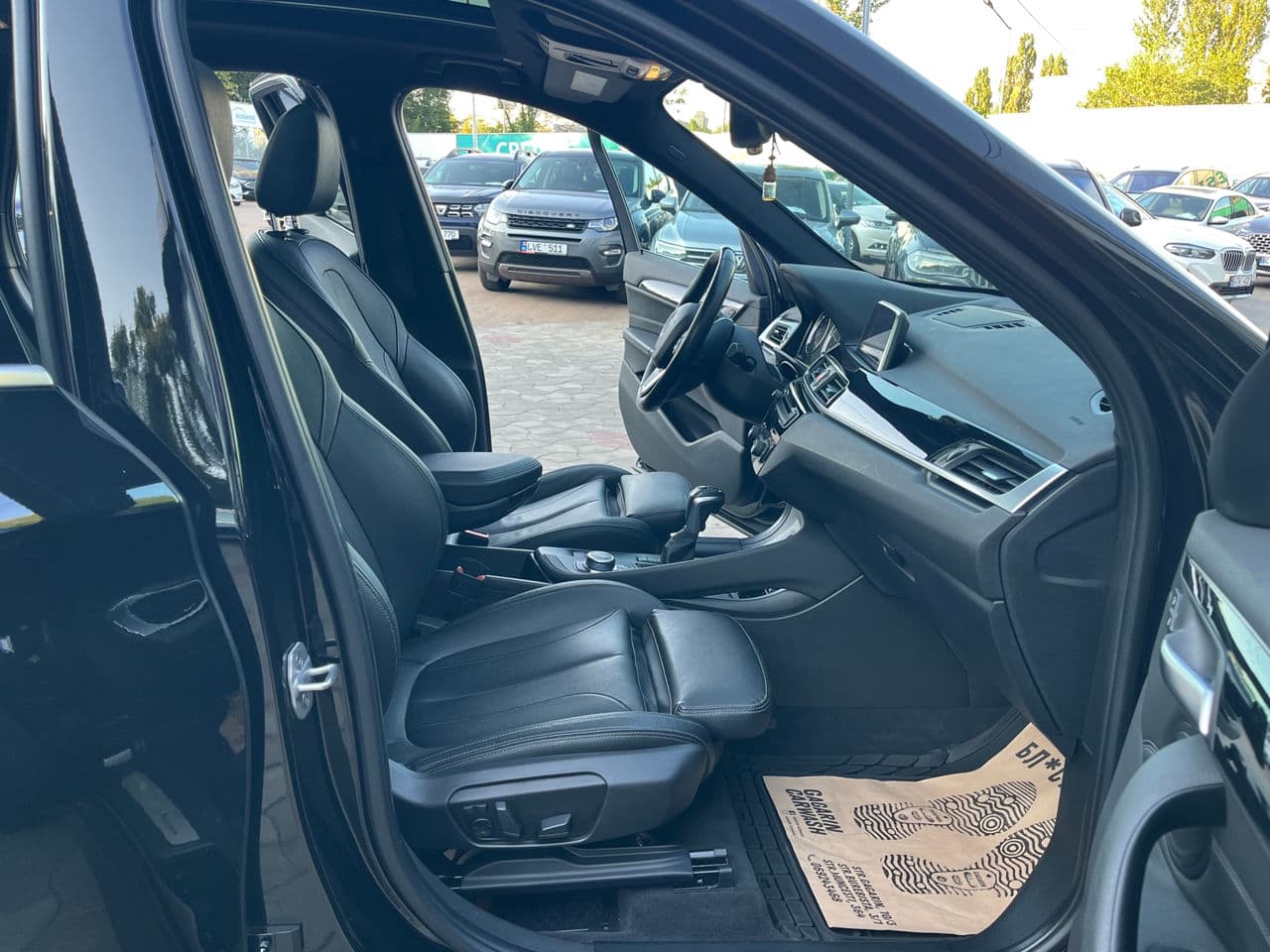 BMW X1 2.8i 2018 — Миниатюра 18