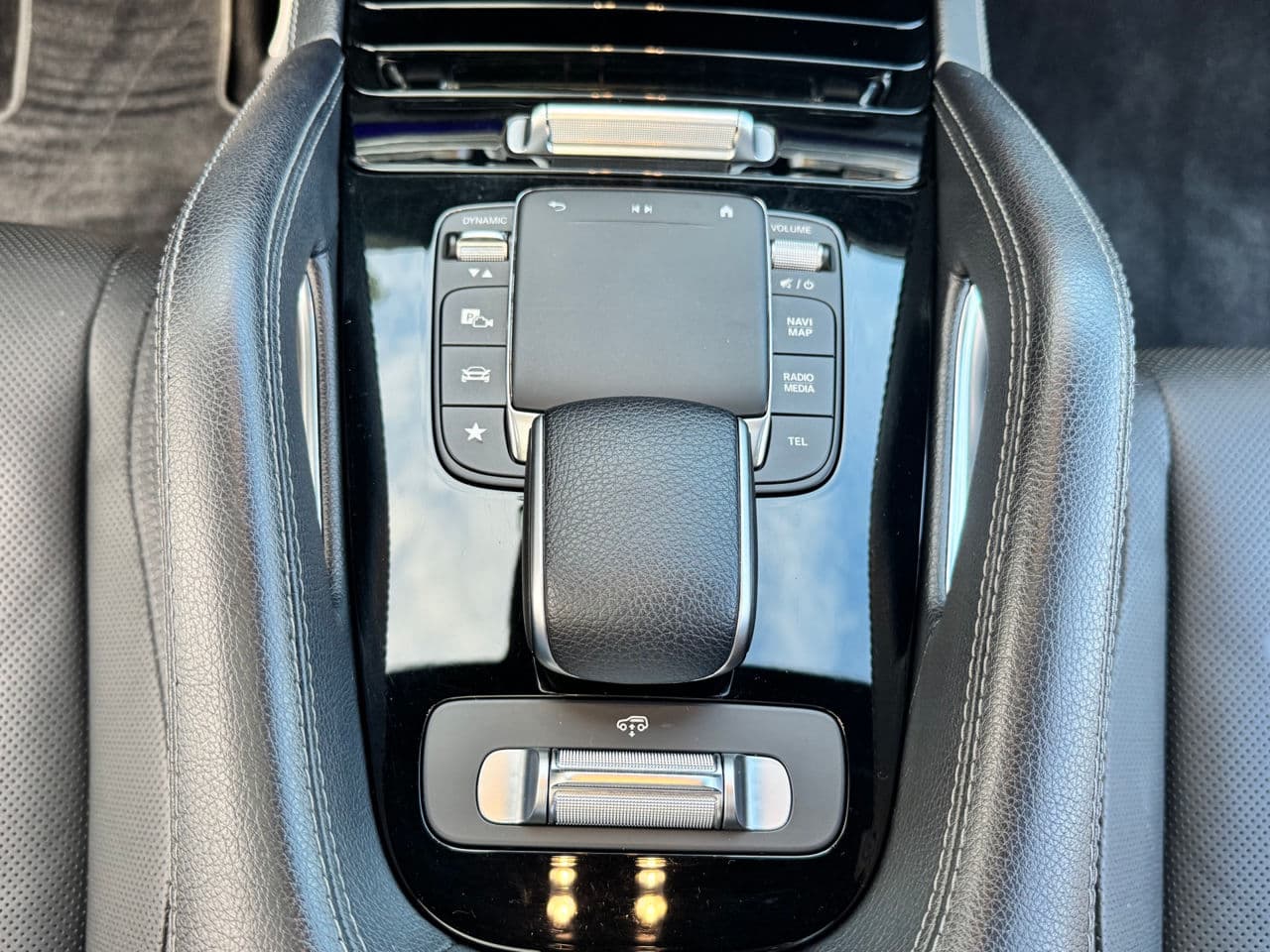 2020 Mercedes GLE 400 — Miniatură 15