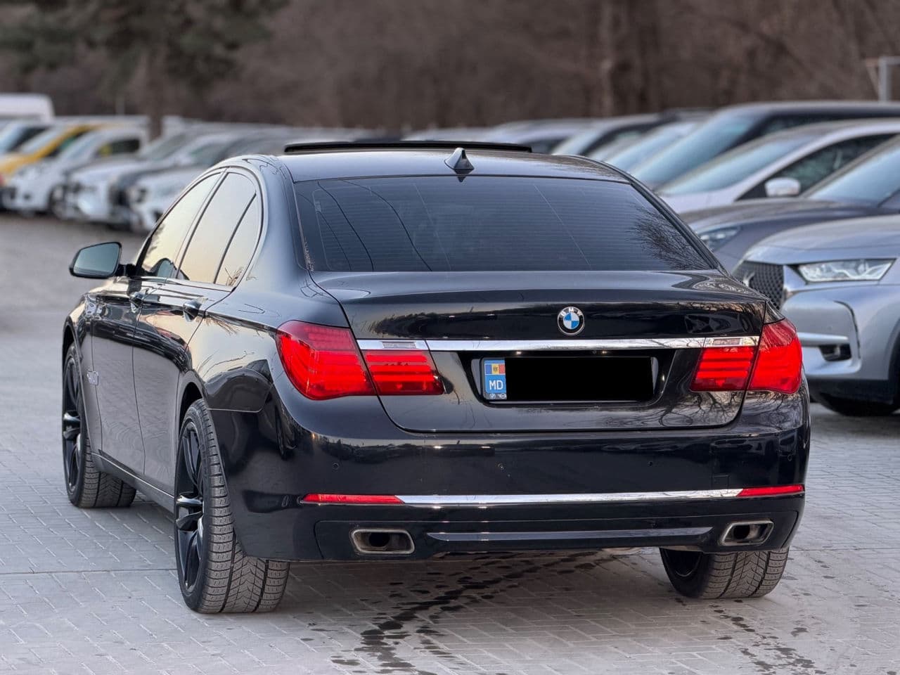 2014 BMW 740 — Miniatură 4