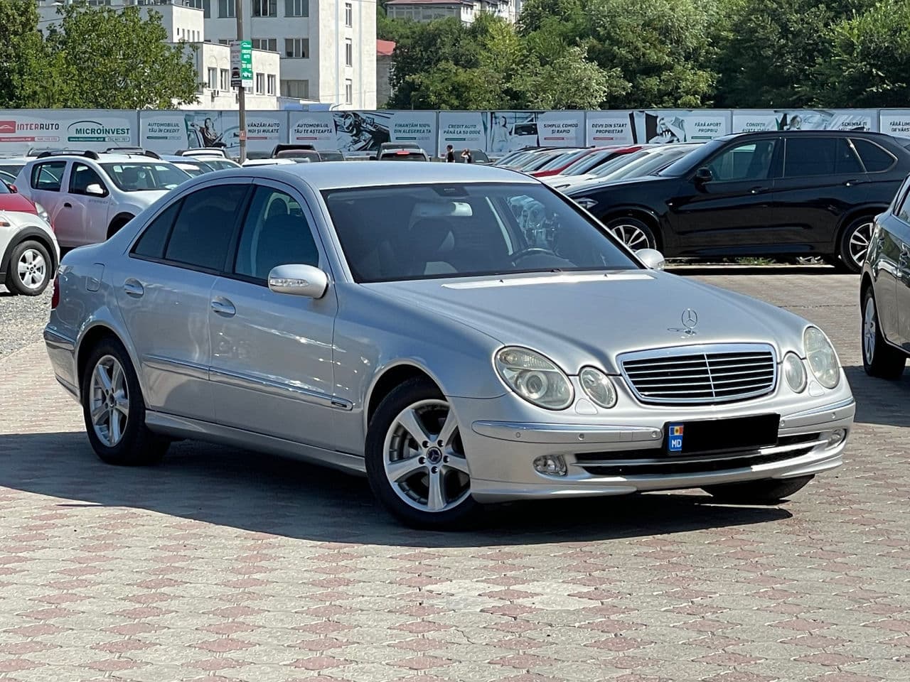 2004 Mercedes E 270 — Miniatură 4
