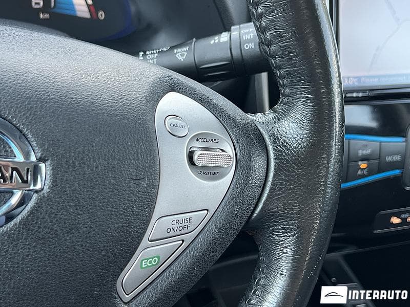 2014 Nissan Leaf — Miniatură 11